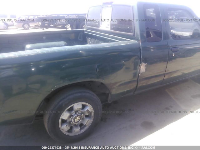 1N6DD26S1YC424627 - 2000 NISSAN FRONTIER KING CAB XE GREEN photo 6