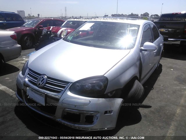 3VWRZ71K89M033647 - 2009 VOLKSWAGEN JETTA SE/SEL SILVER photo 2