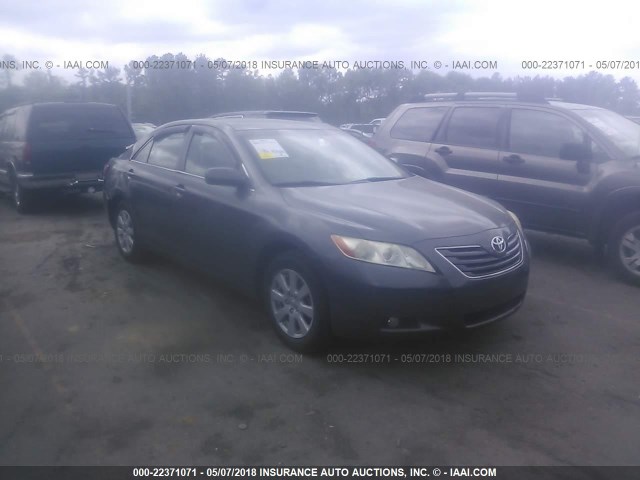 JTNBE46K073018397 - 2007 TOYOTA CAMRY NEW GENERAT CE/LE/XLE/SE GRAY photo 1