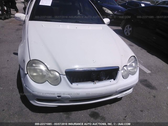 WDBRN47JX2A283971 - 2002 MERCEDES-BENZ C 230K SPORT COUPE WHITE photo 6