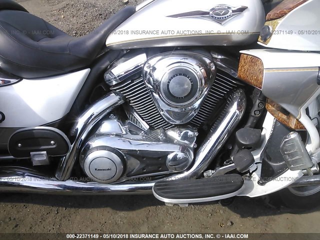 JKBVNRB13DA007287 - 2013 KAWASAKI VN1700 B WHITE photo 8