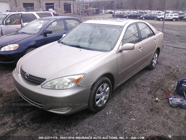 4T1BE32K33U767134 - 2003 TOYOTA CAMRY LE/XLE/SE GOLD photo 2
