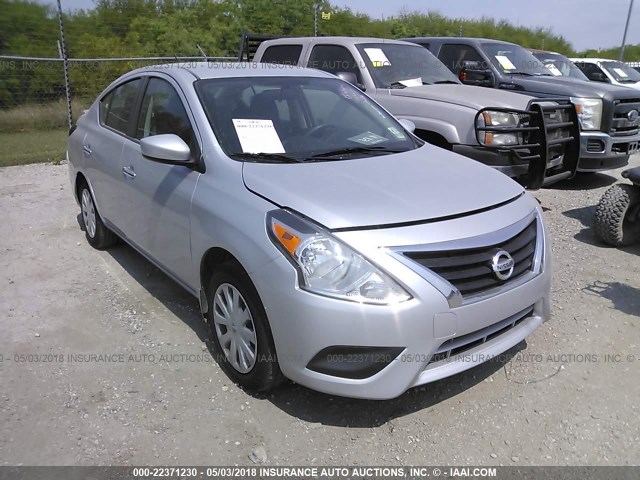 3N1CN7AP9HL867496 - 2017 NISSAN VERSA S/S PLUS/SV/SL GRAY photo 1