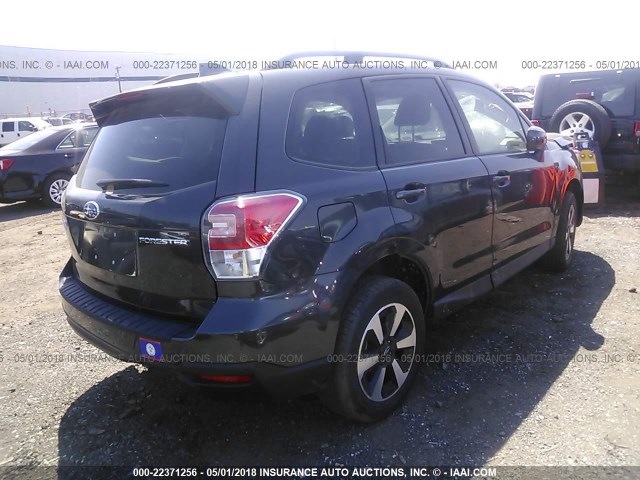 JF2SJAEC4JH409055 - 2018 SUBARU FORESTER 2.5I PREMIUM BLACK photo 4