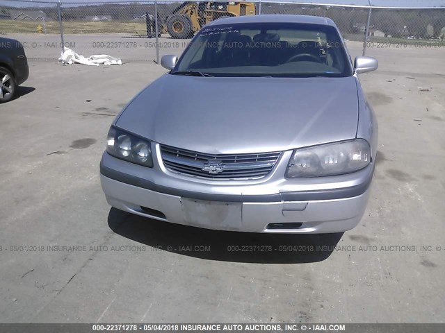 2G1WF52E159302224 - 2005 CHEVROLET IMPALA SILVER photo 6