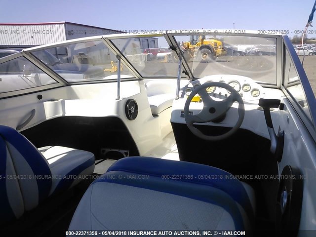 BBBK07CUH506 - 2006 BAYLINER 17  WHITE photo 5