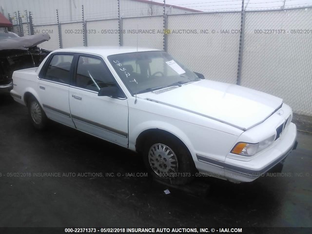 1G4AG55M0S6437095 - 1995 BUICK CENTURY SPECIAL WHITE photo 1