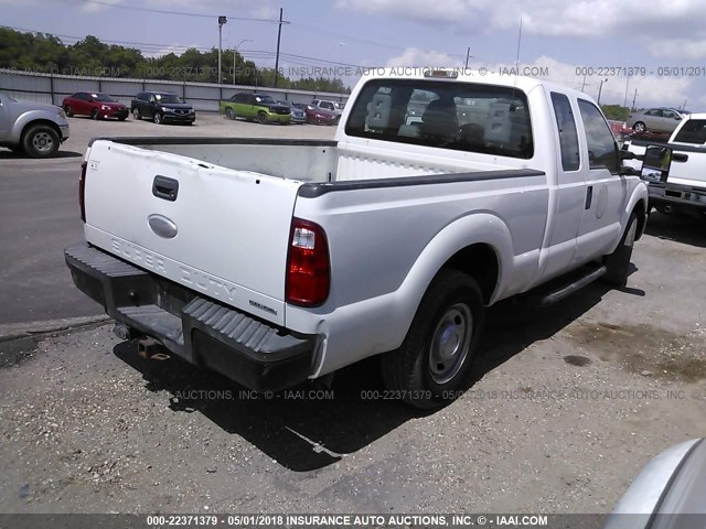 1FT7X2A66CEC31386 - 2012 FORD F250 SUPER DUTY WHITE photo 4