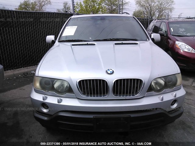 WBAFB335X1LH26557 - 2001 BMW X5 4.4I SILVER photo 6