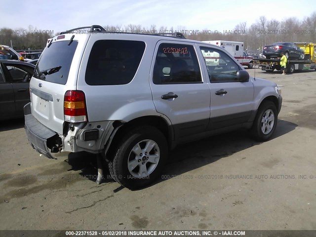 1FMYU93156KA24707 - 2006 FORD ESCAPE XLT GRAY photo 4