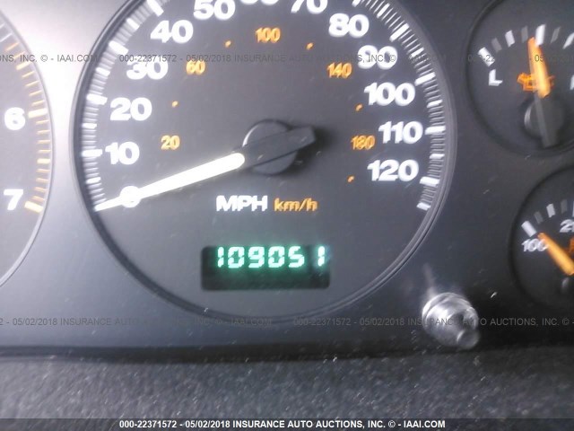 1J4GW48J64C279213 - 2004 JEEP GRAND CHEROKEE LAREDO/COLUMBIA/FREEDOM 银色 照片 7