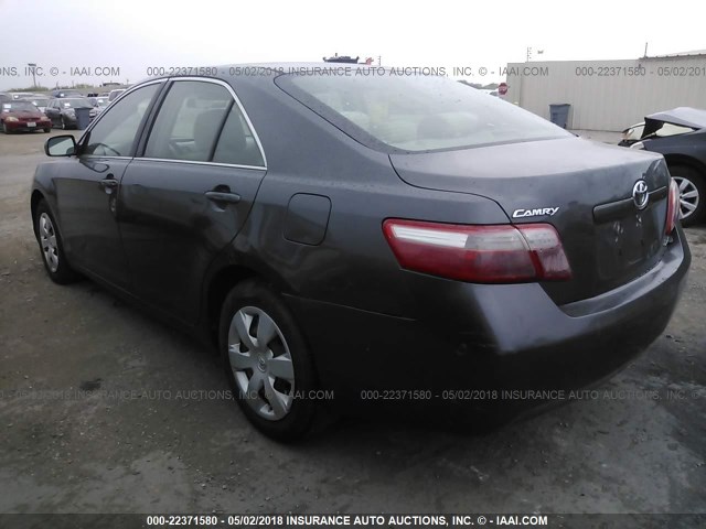 4T1BE46K28U218399 - 2008 TOYOTA CAMRY CE/LE/XLE/SE GRAY photo 3