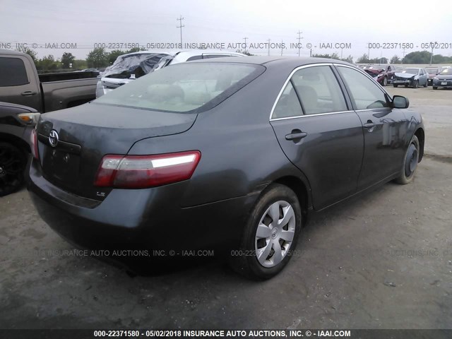 4T1BE46K28U218399 - 2008 TOYOTA CAMRY CE/LE/XLE/SE GRAY photo 4