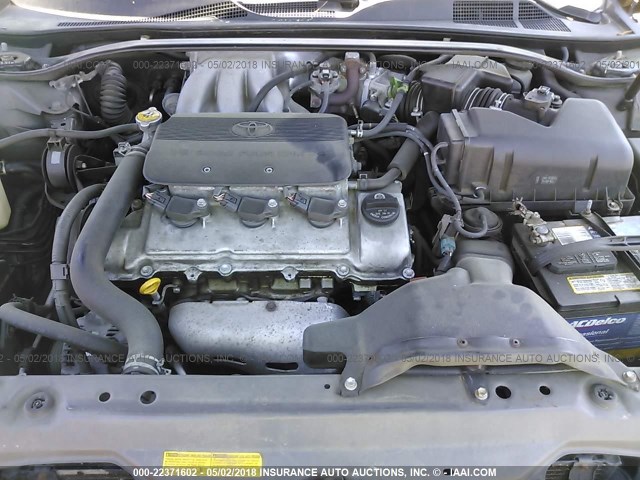 4T1BF32K32U521843 - 2002 TOYOTA CAMRY LE/XLE/SE ნაცრისფერი ფოტო 10