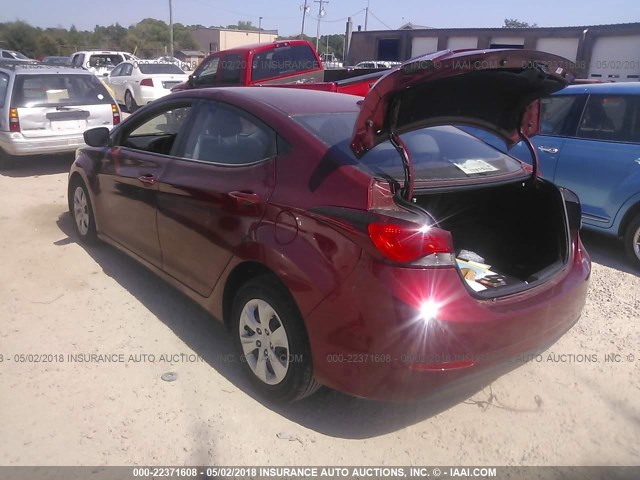 5NPDH4AE3GH739081 - 2016 HYUNDAI ELANTRA SE/SPORT/LIMITED RED photo 3