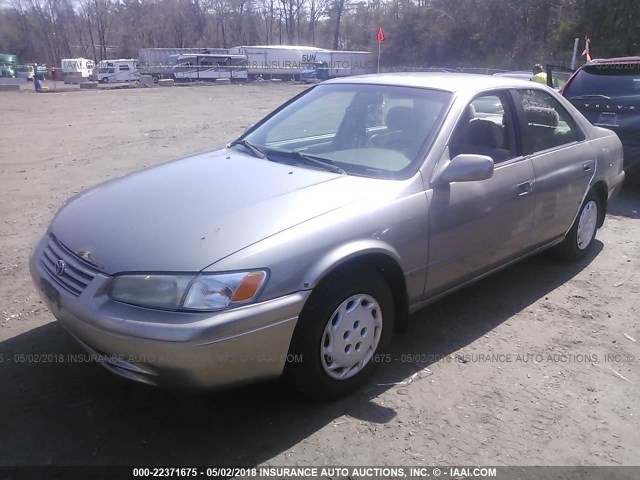 4T1BG22K2XU443506 - 1999 TOYOTA CAMRY CE/LE/XLE 灰色 照片 2