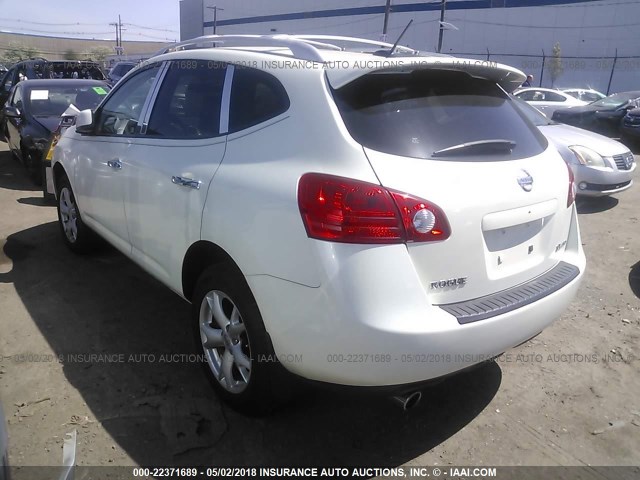 JN8AS58V69W183902 - 2009 NISSAN ROGUE S/SL WHITE photo 3