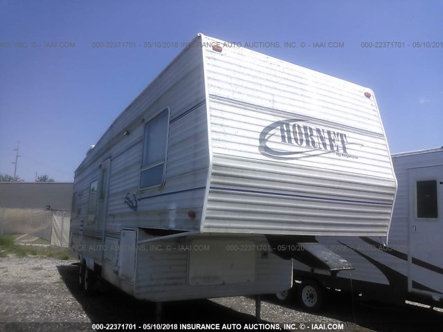 4YDF2852127302806 - 2002 KEYSTONE HORNET WHITE photo 6