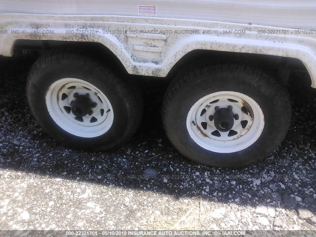 4YDF2852127302806 - 2002 KEYSTONE HORNET WHITE photo 7