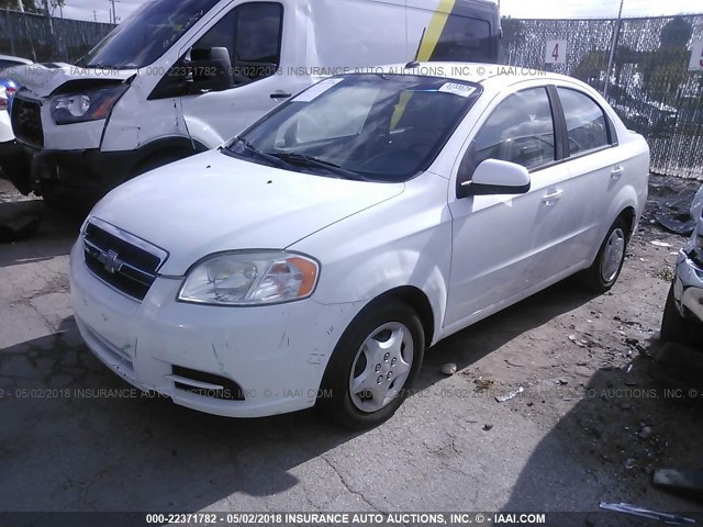 KL1TD5DE7BB200666 - 2011 CHEVROLET AVEO LS/LT WHITE photo 2