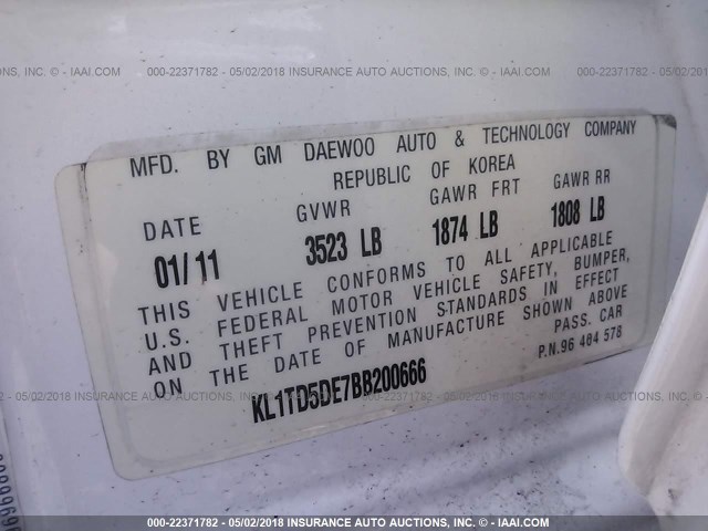 KL1TD5DE7BB200666 - 2011 CHEVROLET AVEO LS/LT 白色 照片 9