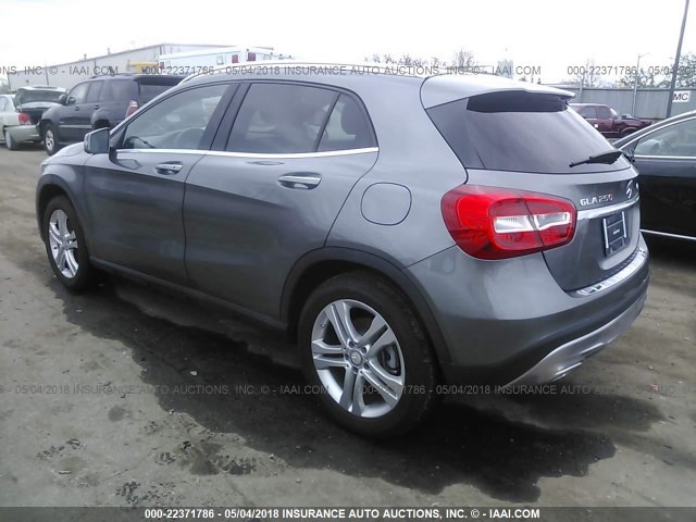 WDCTG4GB3HJ352819 - 2017 MERCEDES-BENZ GLA 250 4MATIC GRAY photo 3