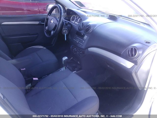 KL1TD56E99B377615 - 2009 CHEVROLET AVEO LS/LT 白色 照片 5