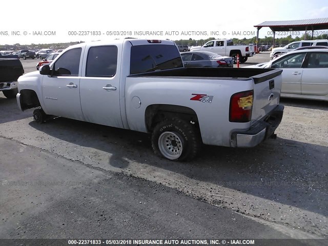 3GCRKSE33AG258722 - 2010 CHEVROLET SILVERADO K1500 LT SILVER photo 3