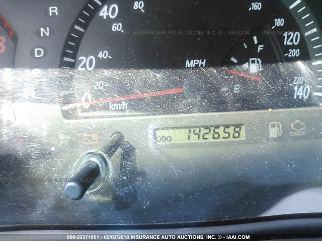 4T1BE32K74U899380 - 2004 TOYOTA CAMRY LE/XLE/SE ვერცხლისფერი ფოტო 7