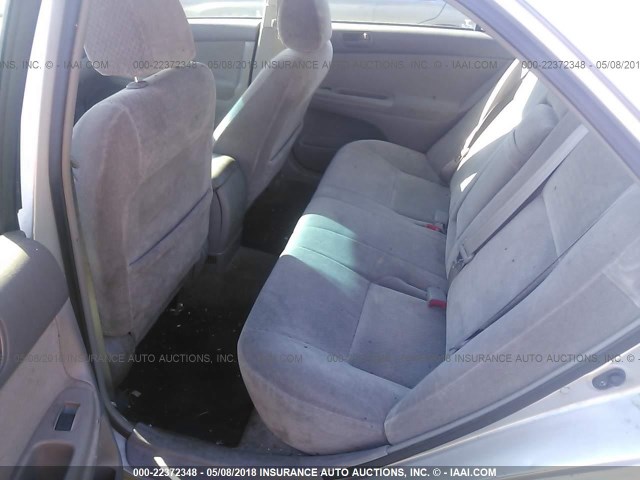 4T1BE32K02U500077 - 2002 TOYOTA CAMRY LE/XLE/SE ვერცხლისფერი ფოტო 8