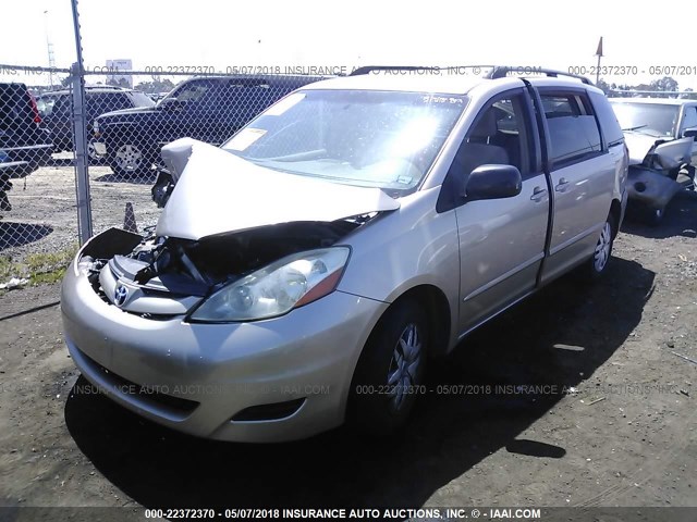 5TDZK23C27S006425 - 2007 TOYOTA SIENNA CE/LE GOLD photo 2