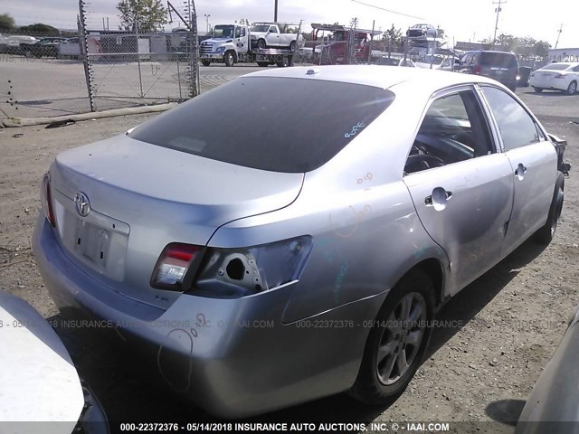 4T4BF3EKXBR155249 - 2011 TOYOTA CAMRY SE/LE/XLE 白色 照片 4