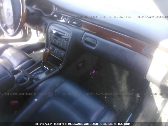 1G6KY54943U182650 - 2003 CADILLAC SEVILLE STS BLACK photo 5