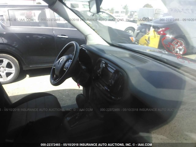 ZFBERFAT3G6C74037 - 2016 RAM PROMASTER CITY  蓝色 照片 5