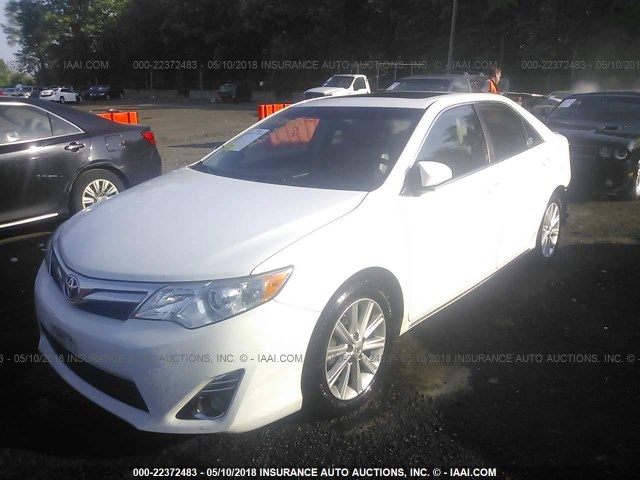 4T1BF1FK7CU540802 - 2012 TOYOTA CAMRY SE/LE/XLE 白色 照片 2