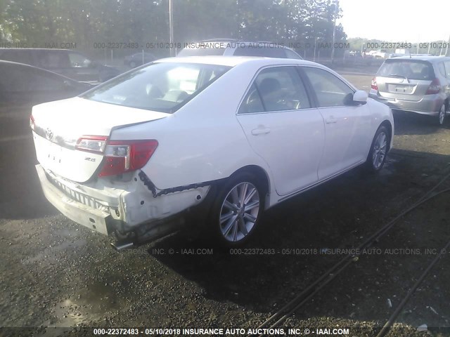 4T1BF1FK7CU540802 - 2012 TOYOTA CAMRY SE/LE/XLE 白色 照片 4