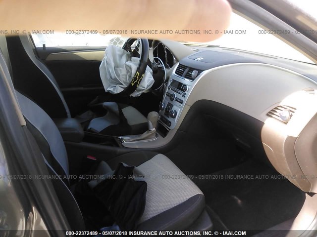 1G1ZB5E00CF138882 - 2012 CHEVROLET MALIBU LS 棕色 照片 5
