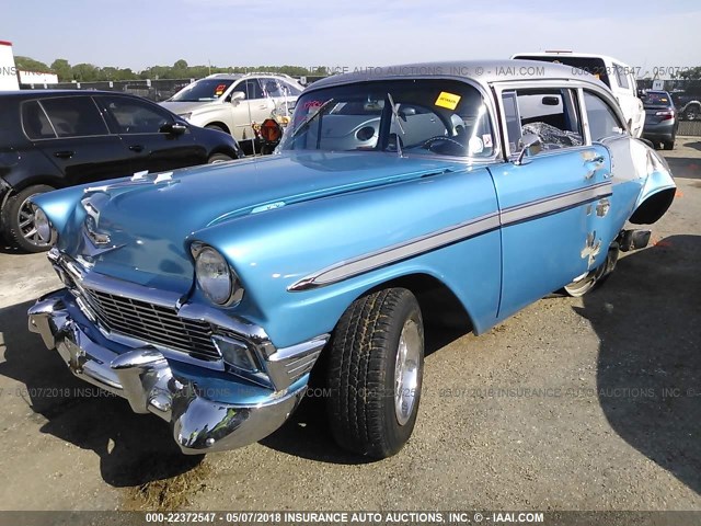 B56A090780 - 1956 CHEVROLET BEL AIR BLUE photo 2