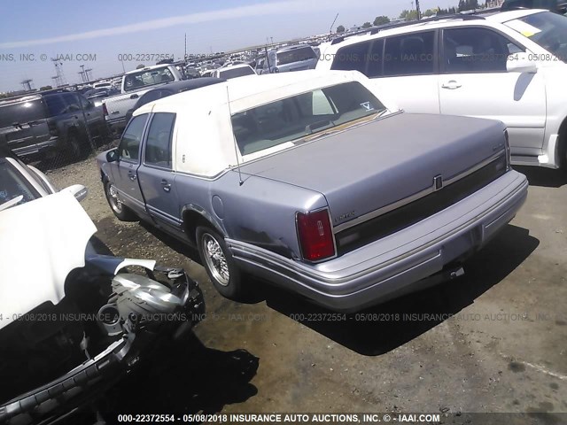 1LNLM81W2RY652227 - 1994 LINCOLN TOWN CAR EXECUTIVE SILVER photo 3