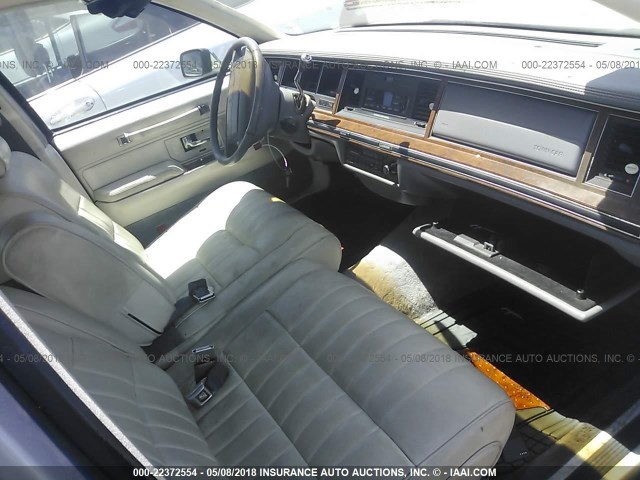 1LNLM81W2RY652227 - 1994 LINCOLN TOWN CAR EXECUTIVE SILVER photo 5