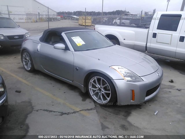 JN1AZ36A55M750945 - 2005 NISSAN 350Z ROADSTER SILVER photo 1