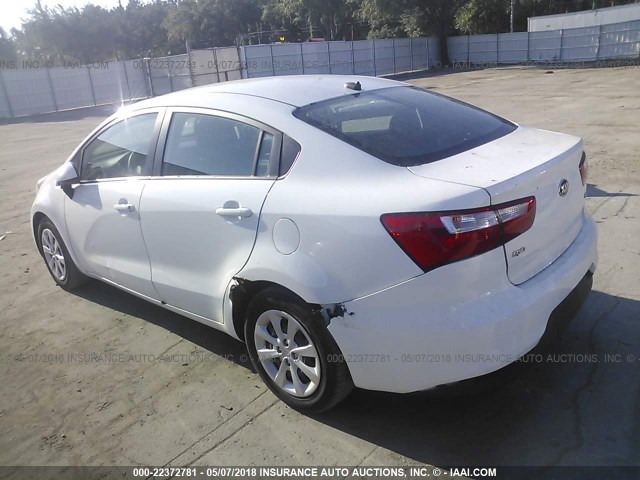 KNADM4A36G6606445 - 2016 KIA RIO LX WHITE photo 3