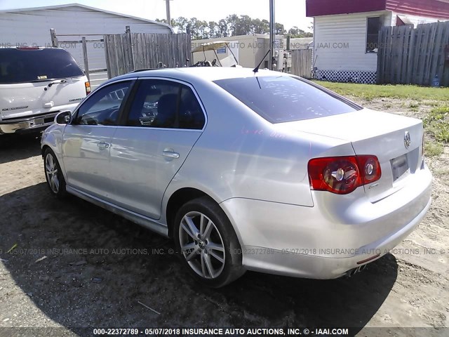 3VWEF81K07M136152 - 2007 VOLKSWAGEN JETTA WOLFSBURG 银色 照片 3