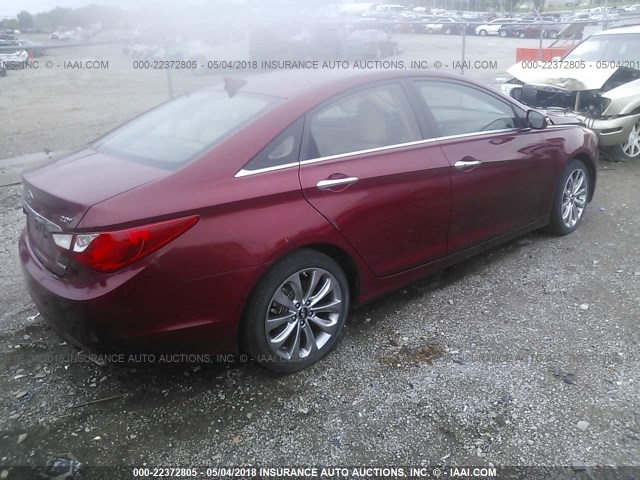 5NPEC4AB9BH251531 - 2011 HYUNDAI SONATA SE/LIMITED RED photo 4