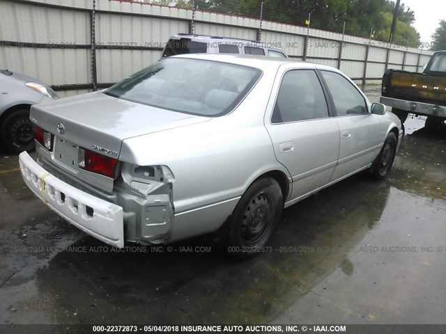 JT2BG22K2Y0528450 - 2000 TOYOTA CAMRY CE/LE/XLE 银色 照片 4