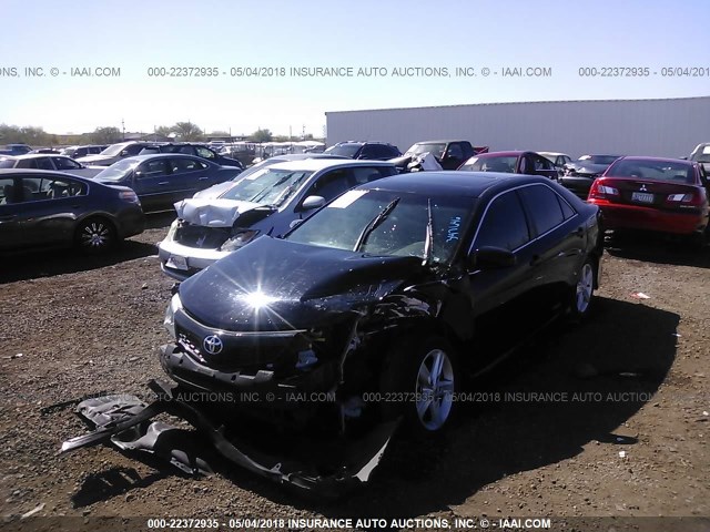 4T1BF1FK3EU347646 - 2014 TOYOTA CAMRY L/SE/LE/XLE 黑色 照片 2