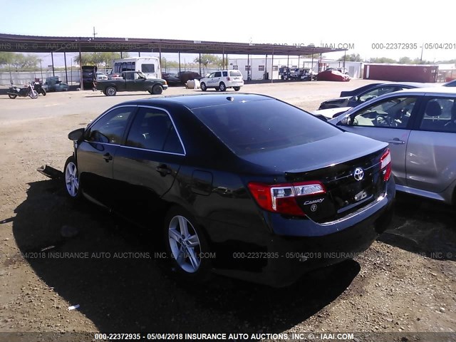 4T1BF1FK3EU347646 - 2014 TOYOTA CAMRY L/SE/LE/XLE BLACK photo 3