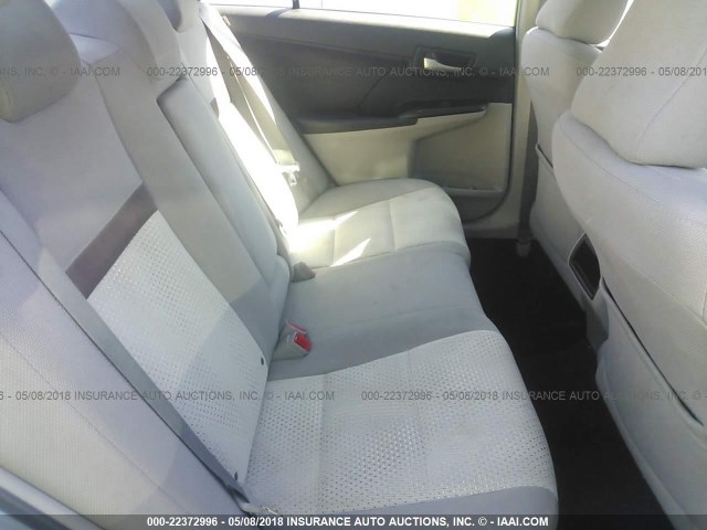 4T1BF1FK7CU577543 - 2012 TOYOTA CAMRY SE/LE/XLE ღია ლურჯი ფოტო 8