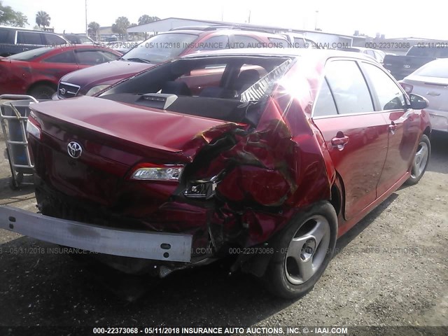 4T1BF1FK7DU670984 - 2013 TOYOTA CAMRY L/SE/LE/XLE 红色 照片 4