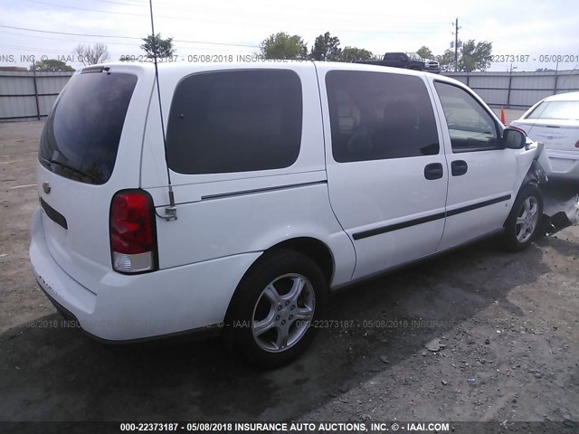 1GNDV23137D182502 - 2007 CHEVROLET UPLANDER LS WHITE photo 4